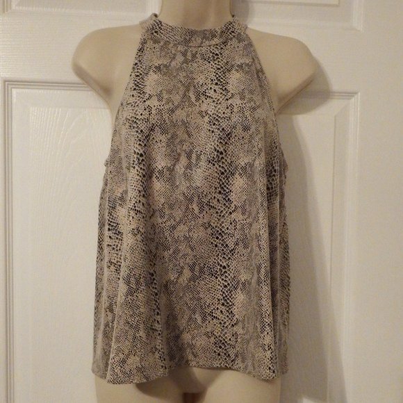 She + Sky Tops - She & Sky: Unique women's top, sleeveless Size Small